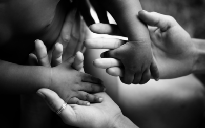 Equidad en Licencias: Juzgado Establece Paridad entre Maternidad Adoptiva y Biológica