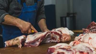 La Cámara de Bariloche expuso la ficción: 12 horas como “socio” y sin derechos laborales