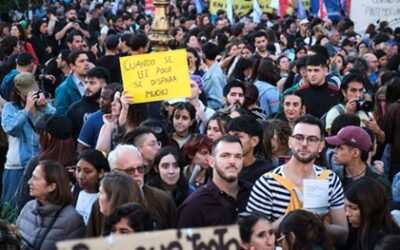 Declaran inconstitucional el DNU 340/2025 que restringe el derecho de huelga y amplía servicios esenciales