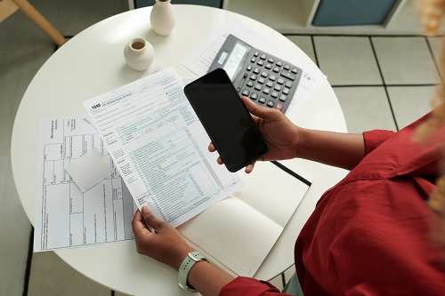 Un usuario será indemnizado por cargos de celulares que nunca compró